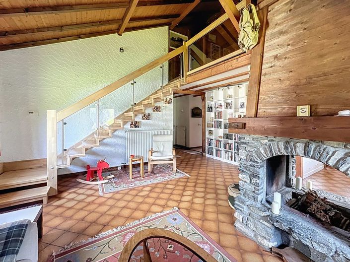 Image No.8-3 Bed House for sale