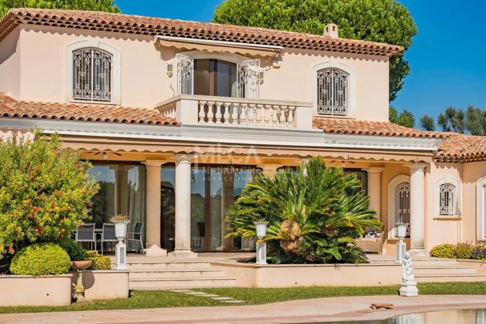 Image No.17-5 Bed House for sale