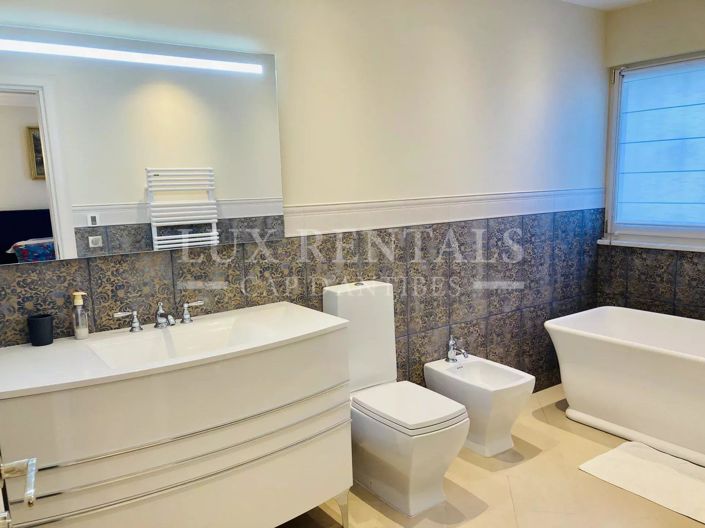 Image No.16-House for sale