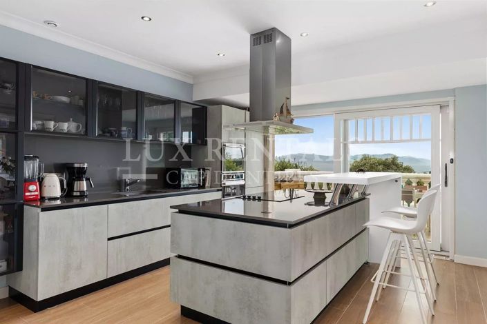 Image No.8-House for sale