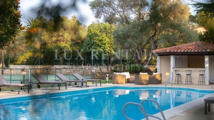 Image No.5-10 Bed House for sale