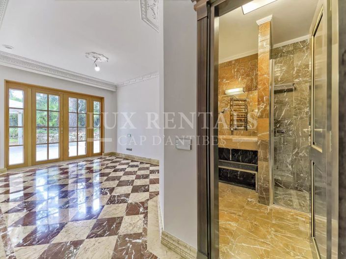 Image No.16-4 Bed House for sale