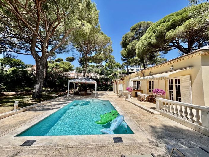 Image No.17-4 Bed House for sale