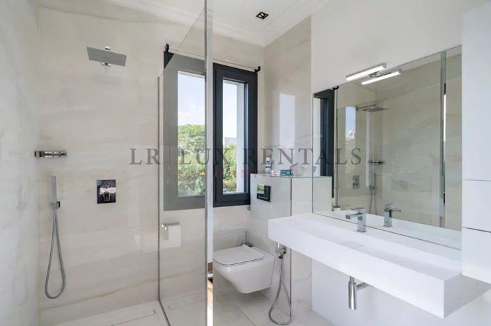 Image No.11-4 Bed House for sale