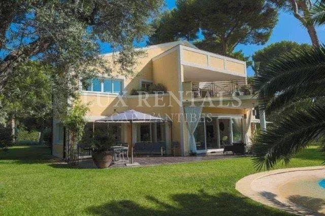 Image No.2-5 Bed House for sale