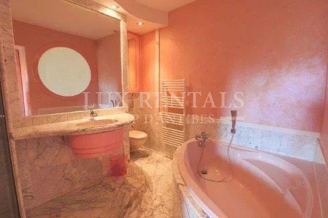 Image No.23-5 Bed House for sale