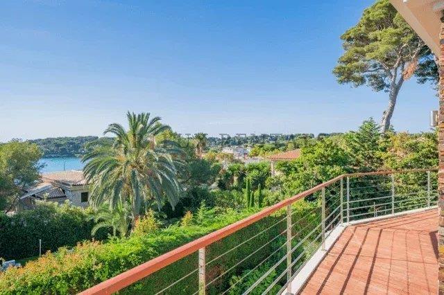 Image No.15-House for sale