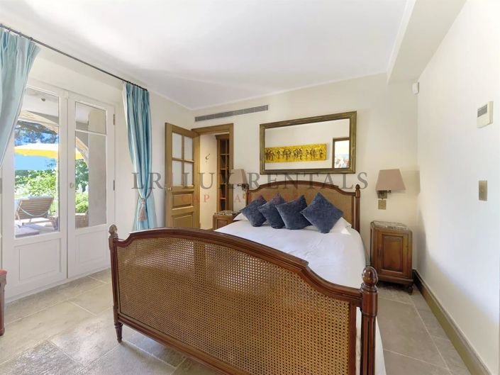 Image No.14-4 Bed House for sale