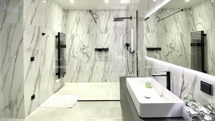 Image No.11-5 Bed House for sale