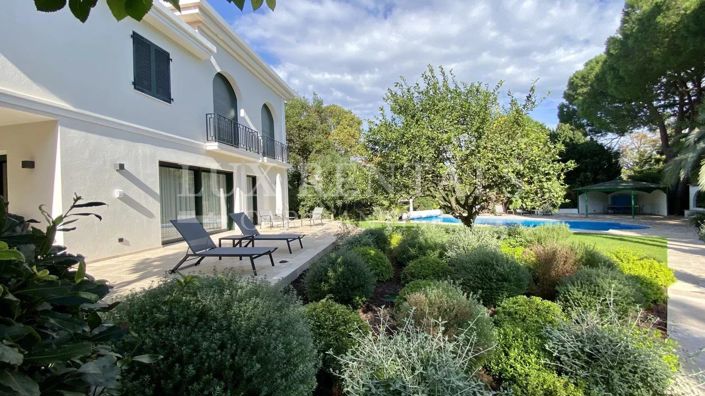 Image No.13-5 Bed House for sale