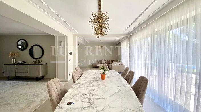 Image No.7-5 Bed House for sale