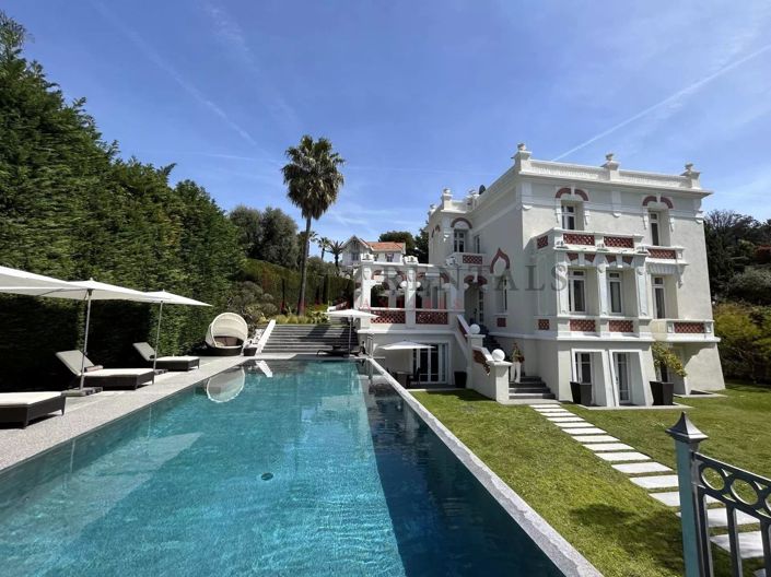 Image No.1-4 Bed House for sale