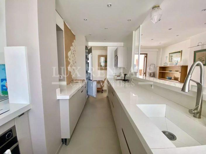 Image No.8-4 Bed Apartment for sale