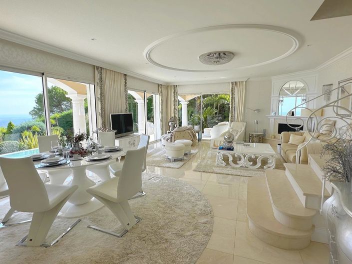 Image No.10-3 Bed House for sale