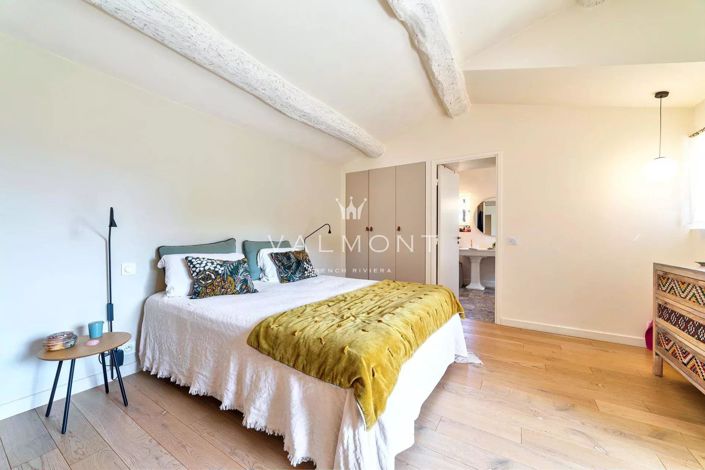 Image No.15-5 Bed House for sale