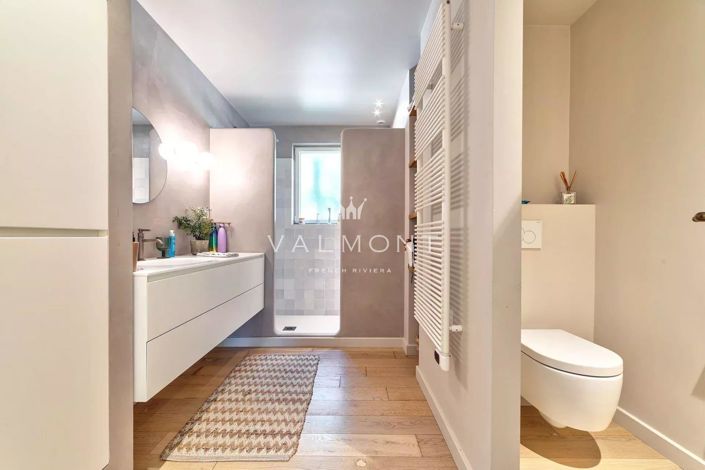 Image No.21-5 Bed House for sale