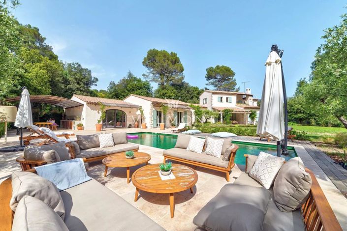 Image No.5-5 Bed House for sale