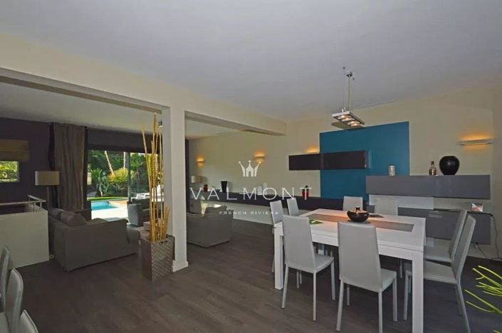 Image No.10-4 Bed House for sale