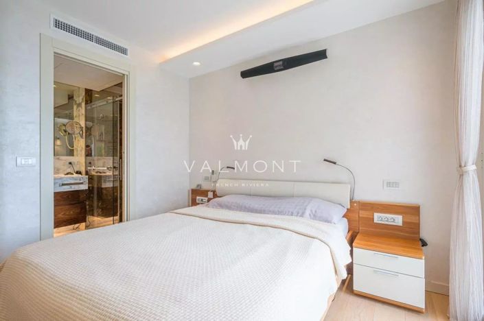 Image No.16-5 Bed House for sale