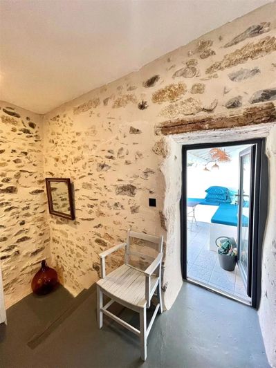 Image No.21-3 Bed House for sale