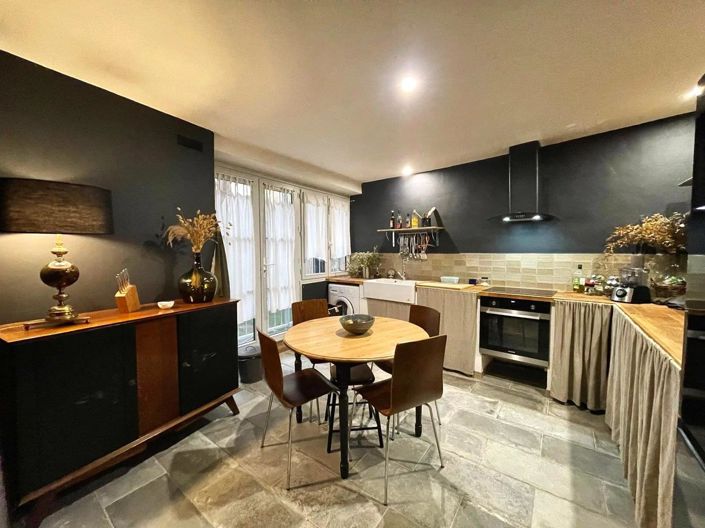 Image No.6-3 Bed House for sale