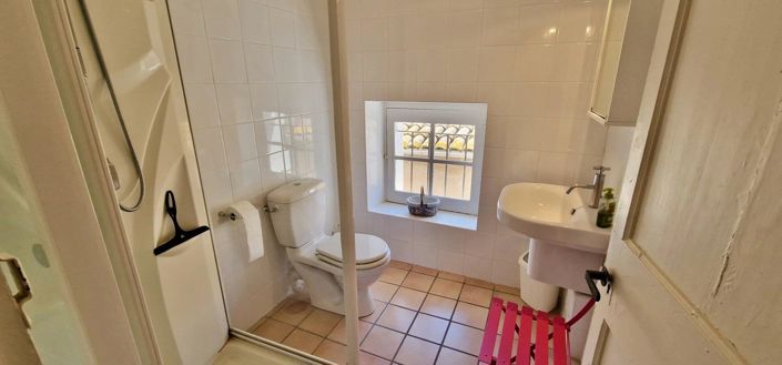 Image No.28-4 Bed House for sale