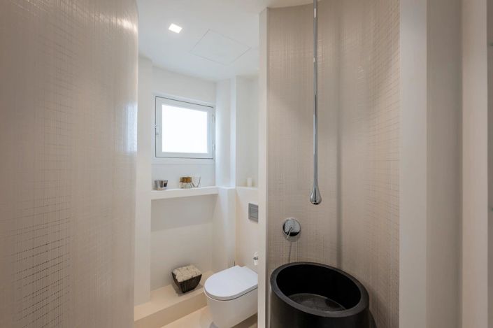 Image No.28-4 Bed Apartment for sale