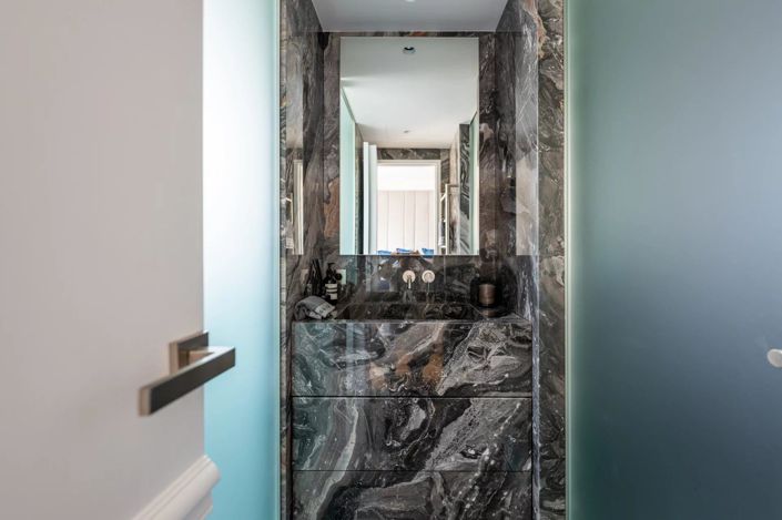 Image No.20-3 Bed Apartment for sale