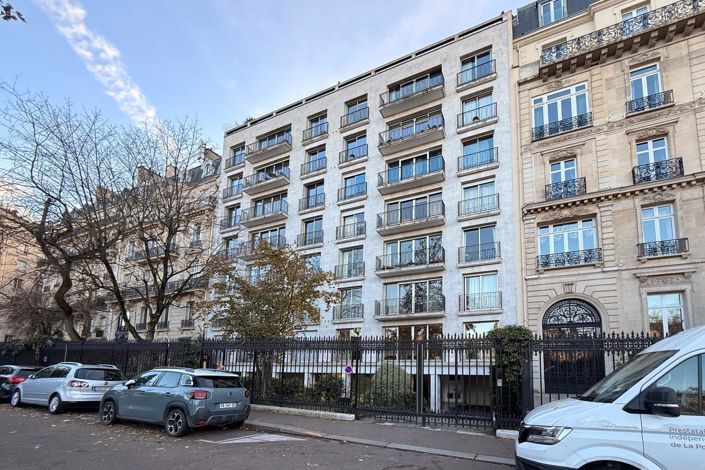 Image No.12-4 Bed Apartment for sale