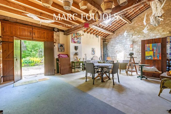 Image No.17-4 Bed House for sale