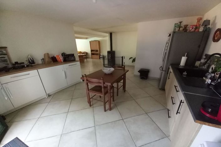 Image No.10-4 Bed House for sale