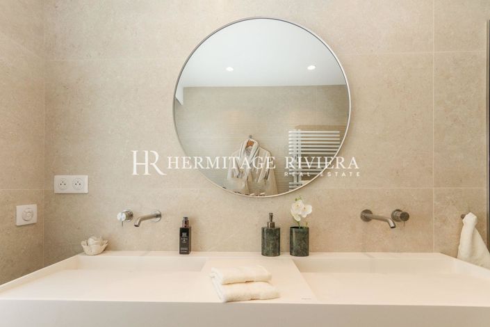 Image No.22-3 Bed Apartment for sale