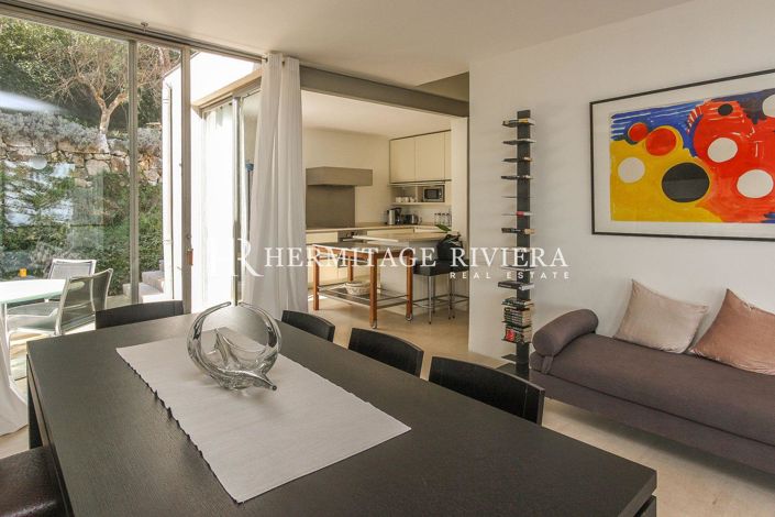 Image No.12-5 Bed House for sale