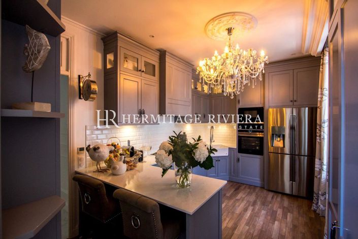 Image No.17-6 Bed House for sale