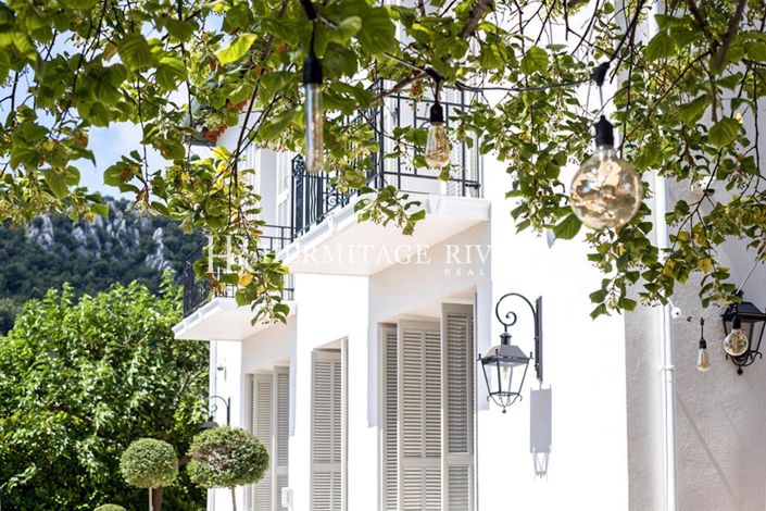 Image No.3-6 Bed House for sale