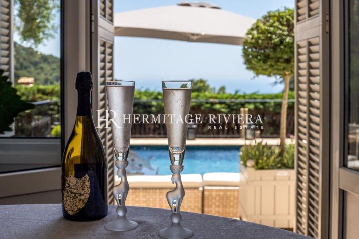 Image No.9-6 Bed House for sale