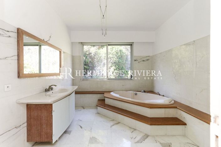 Image No.12-3 Bed Apartment for sale