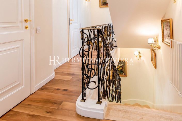 Image No.16-6 Bed House for sale