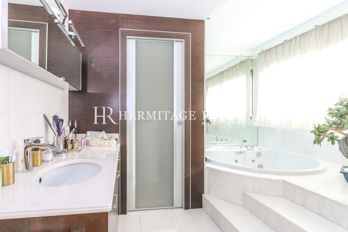 Image No.21-3 Bed Apartment for sale