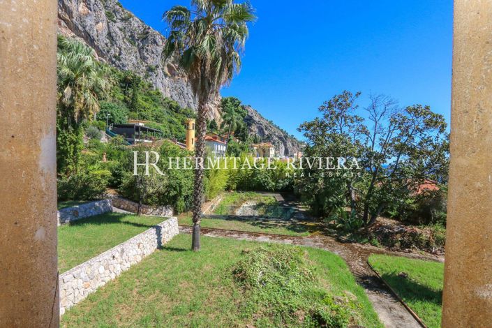 Image No.18-7 Bed House for sale