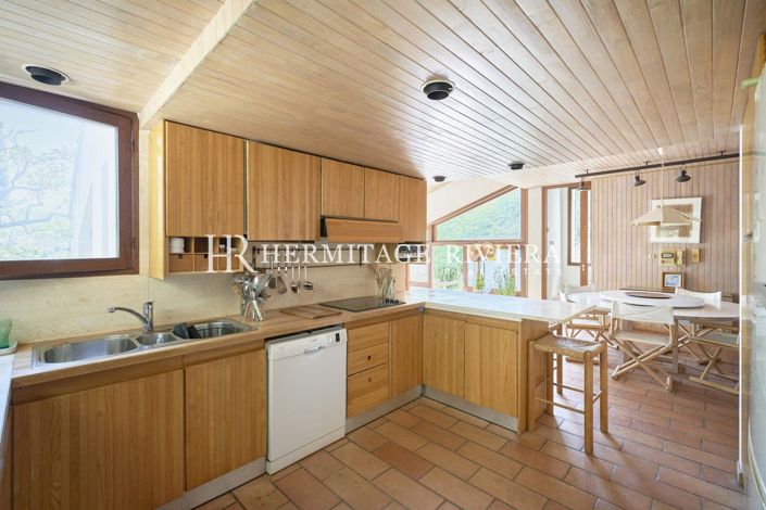 Image No.12-4 Bed House for sale