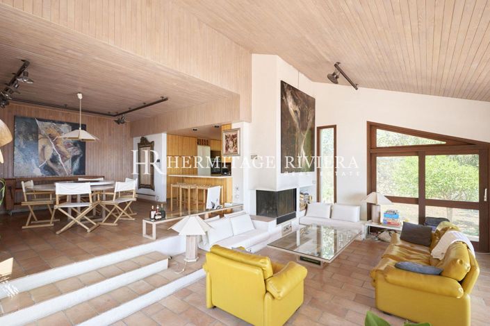 Image No.15-4 Bed House for sale