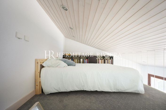 Image No.20-4 Bed House for sale