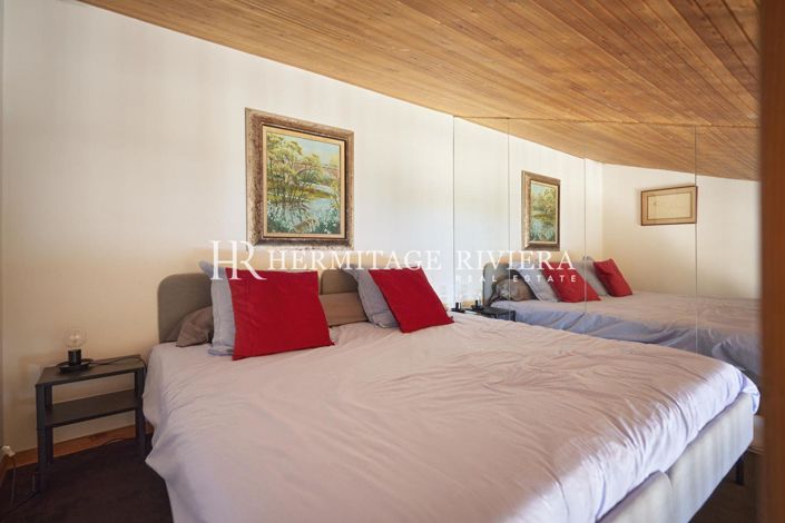 Image No.23-4 Bed House for sale