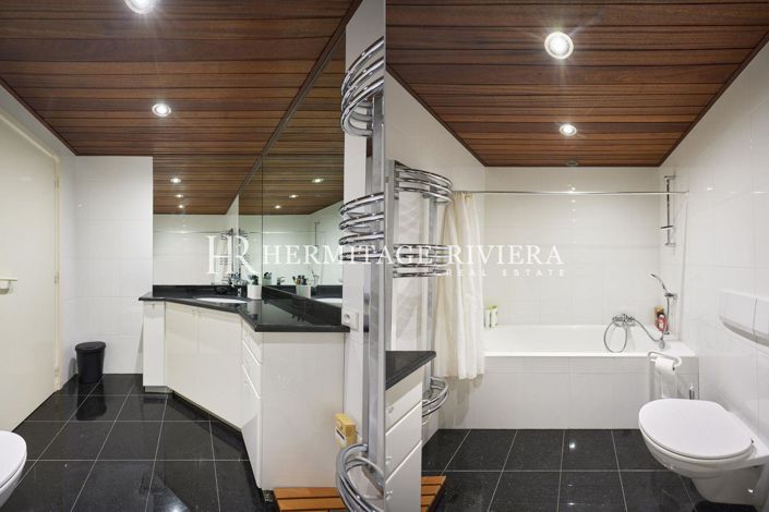 Image No.26-4 Bed House for sale