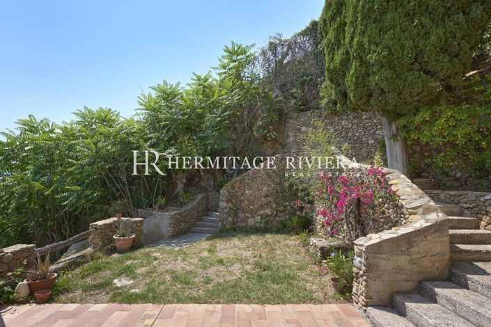 Image No.8-4 Bed House for sale