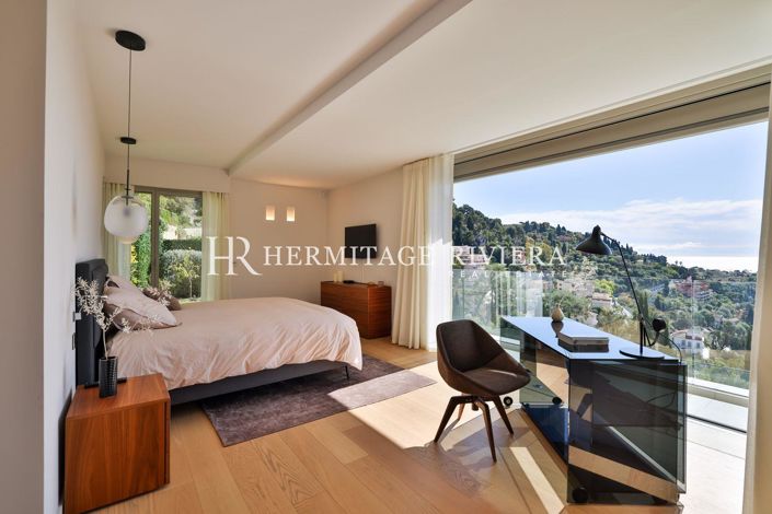 Image No.23-6 Bed House for sale