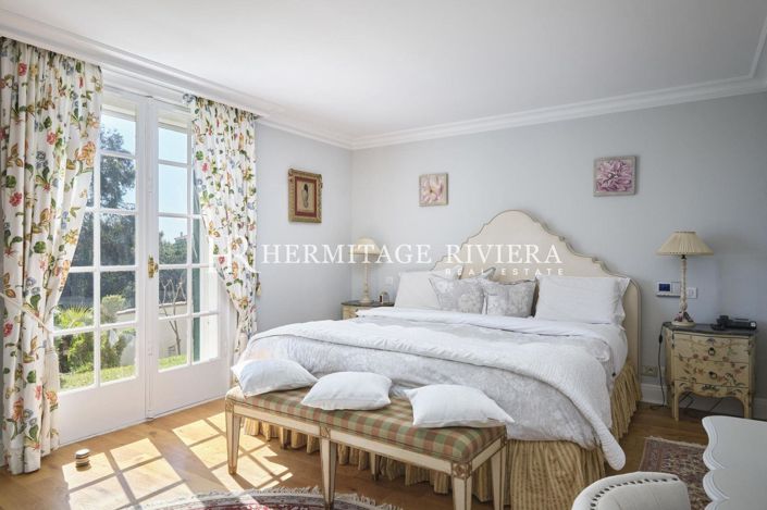 Image No.19-6 Bed House for sale