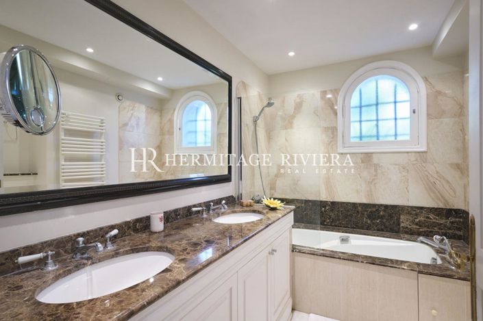 Image No.23-6 Bed House for sale