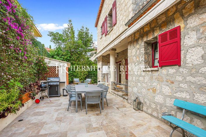 Image No.26-7 Bed House for sale